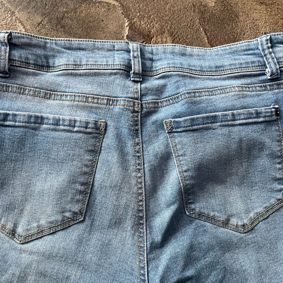 For The Republic Ankle Jeans - Picture 4 of 4